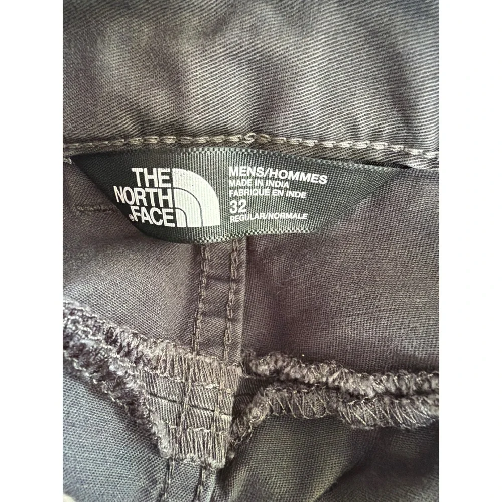 The North Face Mens Gray Cotton Blend Stretch Chino Shorts Size 32 QW 320188